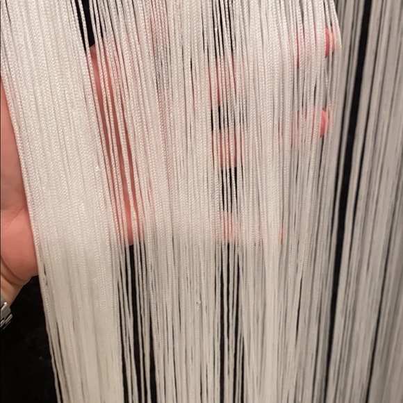 White fringe top - Picture 5 of 6